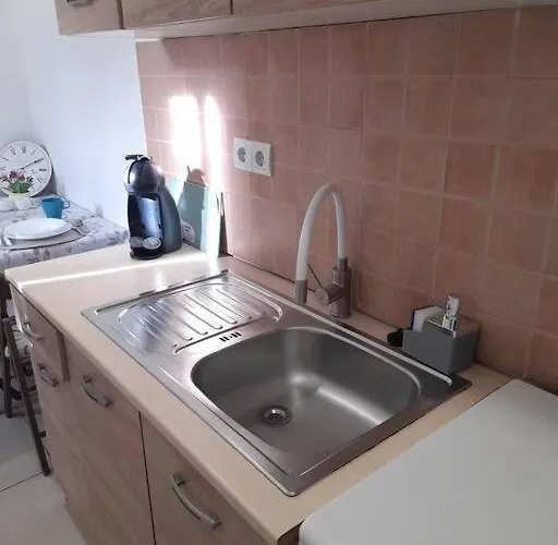 Always A Huge Sale! Апартаменты *